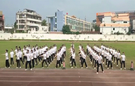 说明: 1